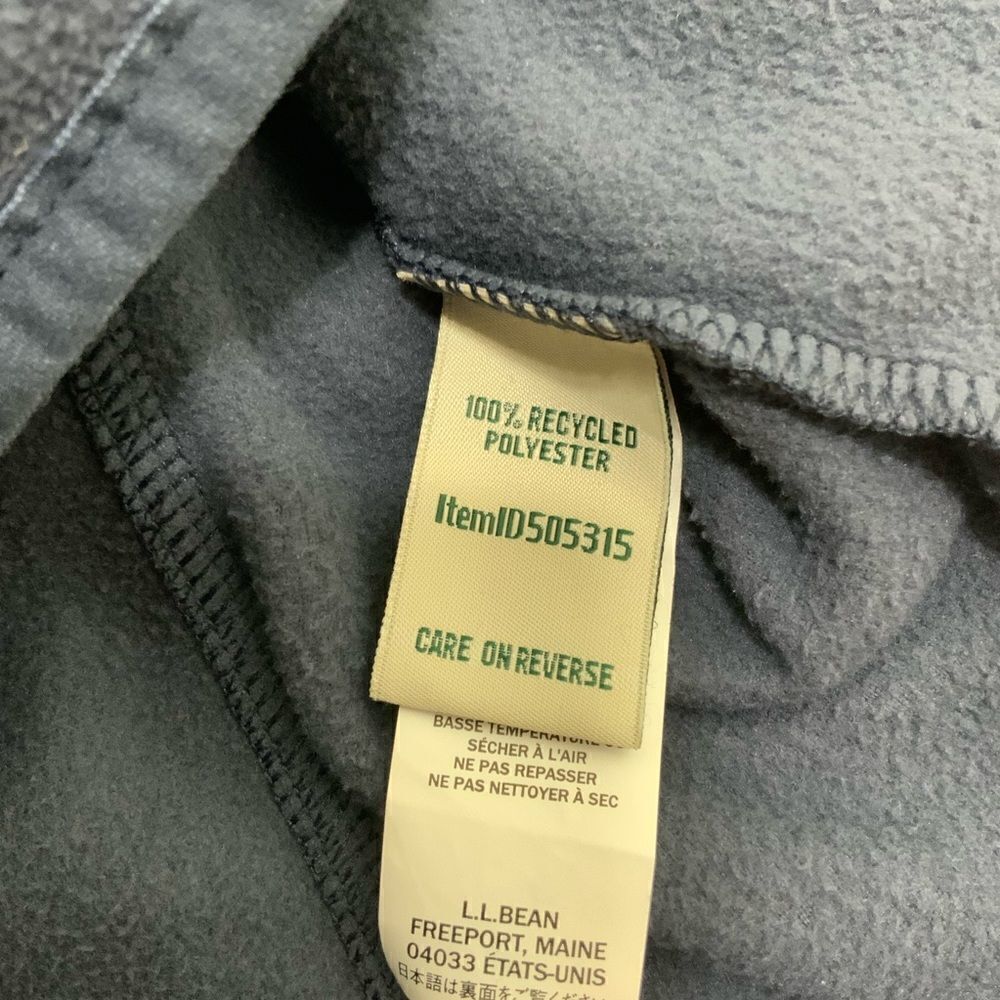 L. L. BEAN Fleece jacket. - Picture 5 of 6